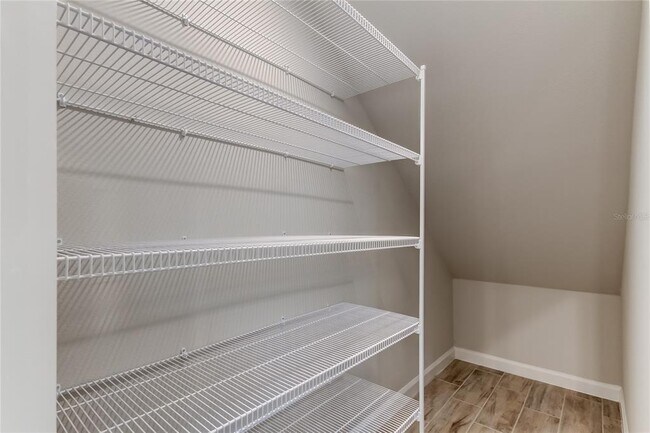 Building Photo - 8341 Wildflower Glen Ave