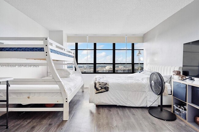 Building Photo - 500 Three Islands Boulevard