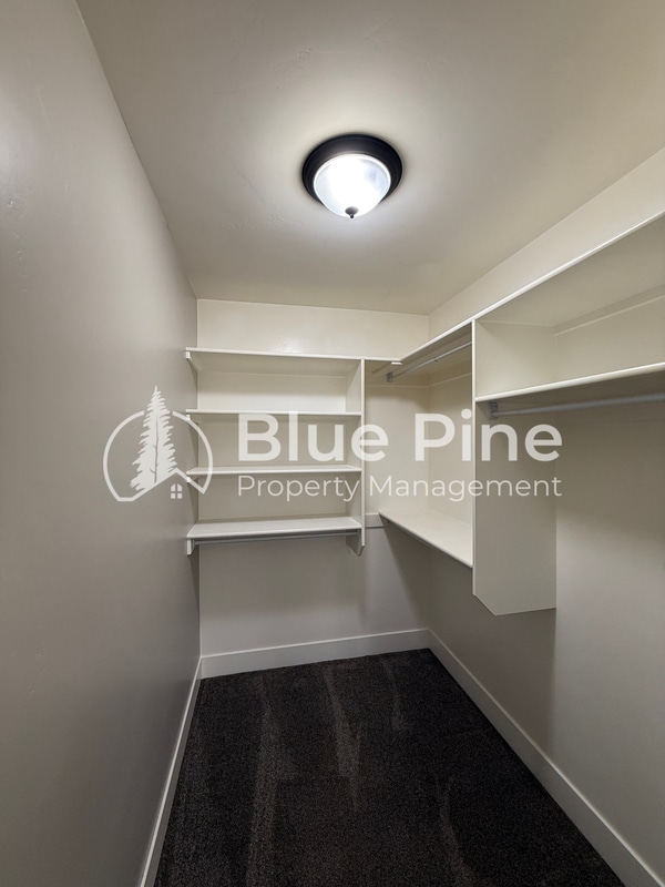 Building Photo - 3755 Harrington Rd