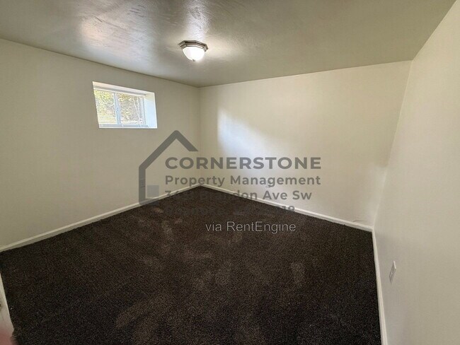 Building Photo - 9536 Hardy Rd