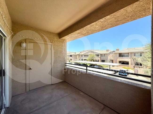 Building Photo - 16013 S Desert Foothills Pkwy