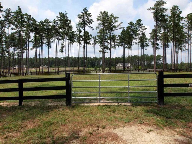 Building Photo - 169 Reynwood Vista