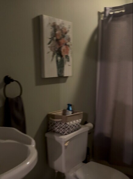 Building Photo - 285 Stoneridge Ct