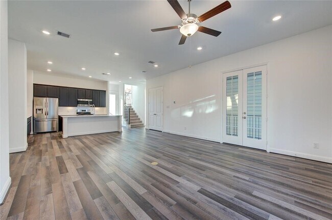 Building Photo - 1415 Adell Rose Ln