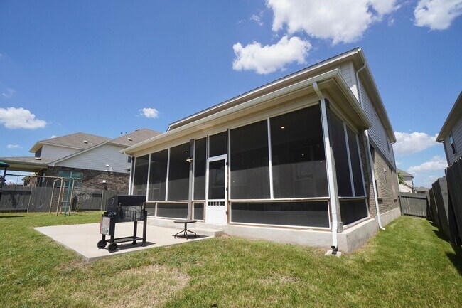 Building Photo - 18116 Leccion Dr