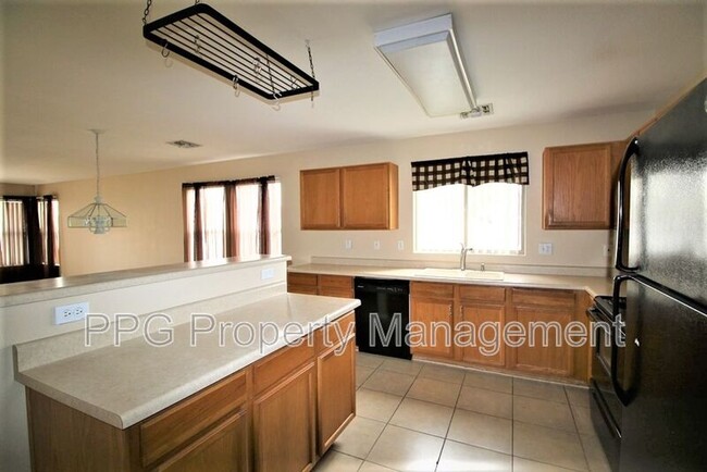Building Photo - 13365 W Canyon Creek Dr