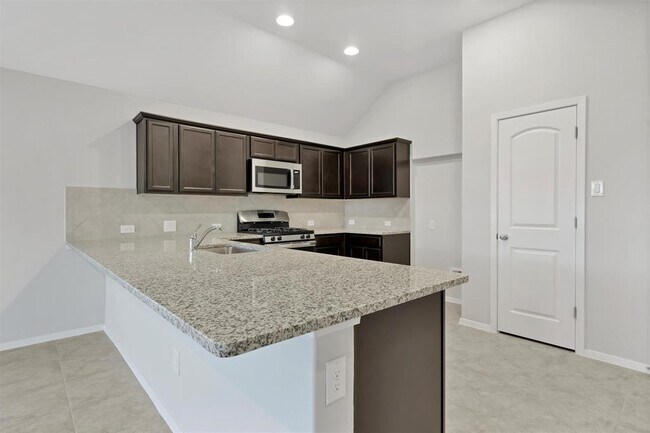 Building Photo - 229 Trailside Ln