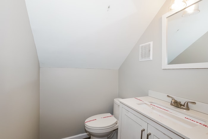 Building Photo - 26900 Zeman Ave