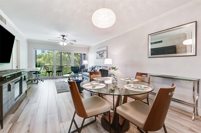 Building Photo - 773 Jeffery St