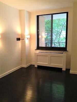 Building Photo - 300 Albany St