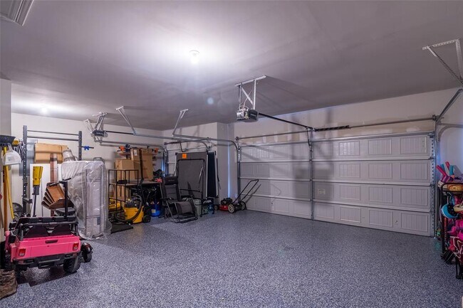 Building Photo - 31219 Gullwing Manor Dr