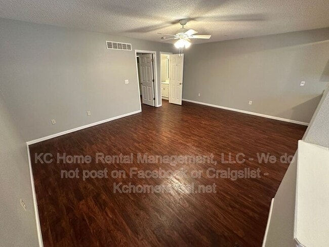 Building Photo - 5656 N Anita Ave