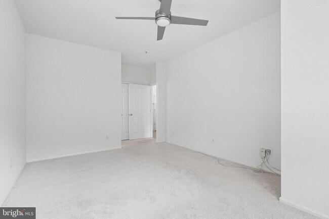Building Photo - 1581 Spring Gate Dr.
