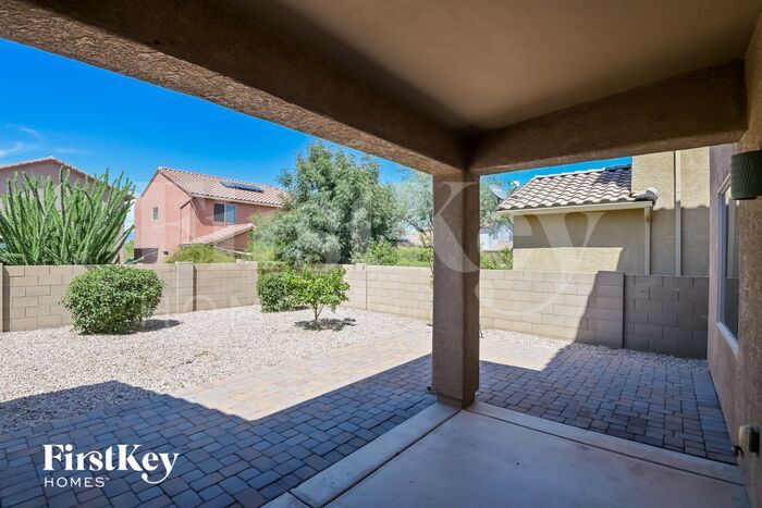 Building Photo - 10427 E Valley Quail Dr