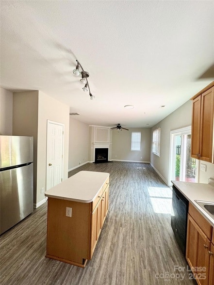 Building Photo - 9413 Thatcher Hall Ct