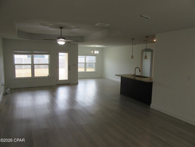 Building Photo - 3836 Redbud Wy