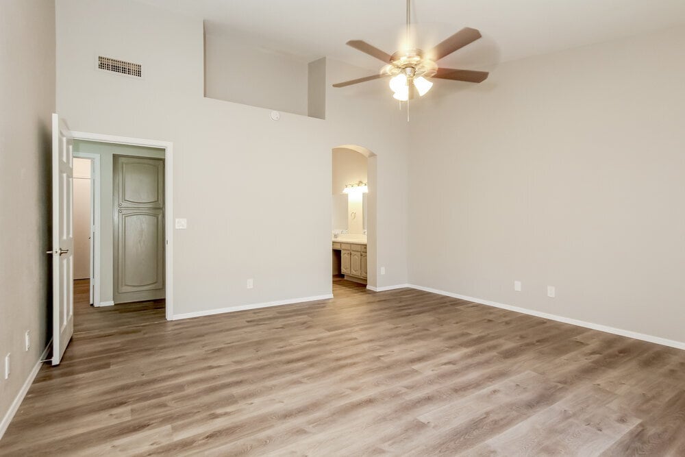 Building Photo - 11205 W Sunflower Pl