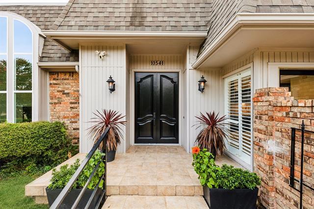 Building Photo - 10541 Berry Knoll Dr