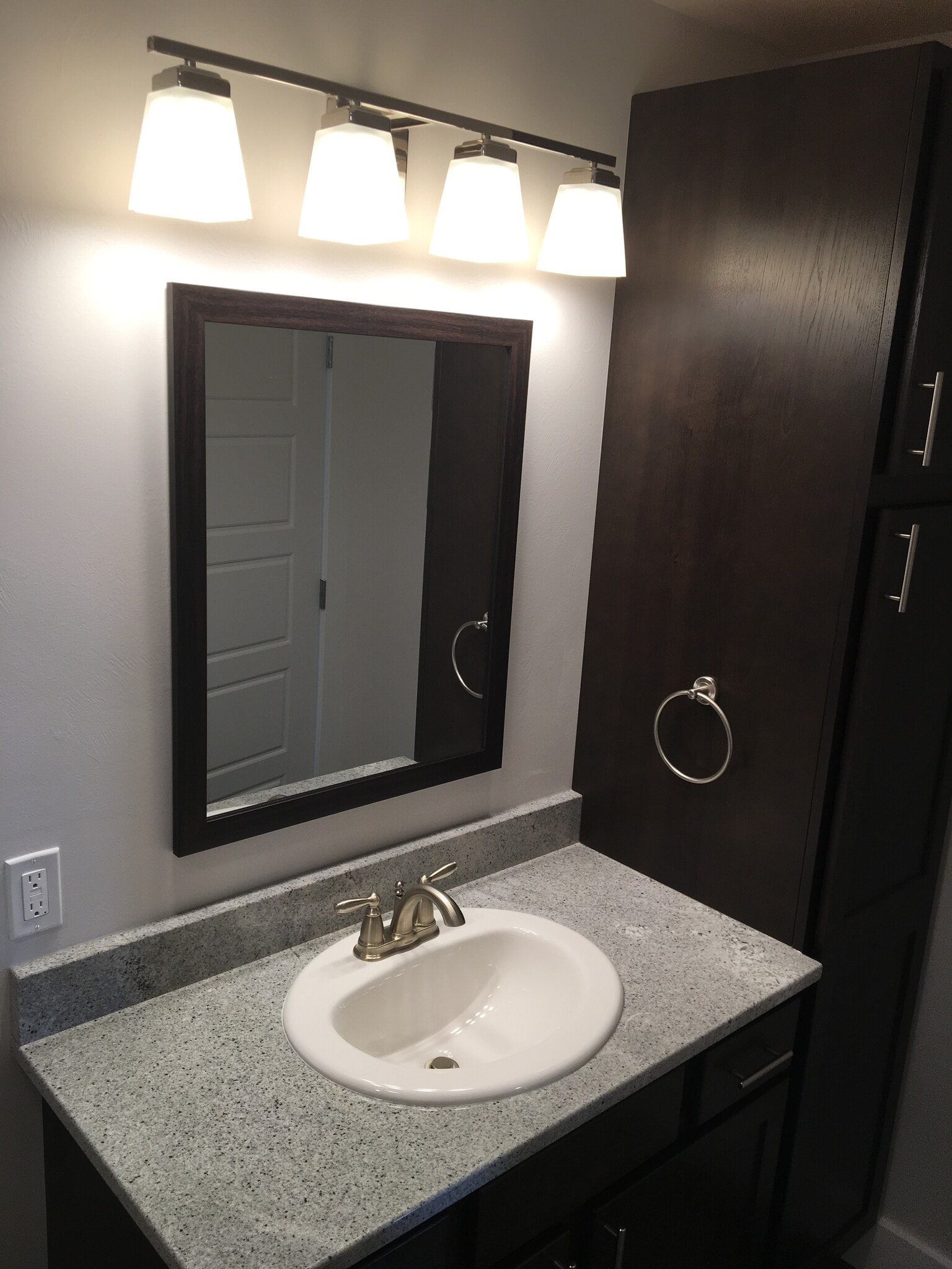 bathroom vanity - 5305 Westmorland Dr