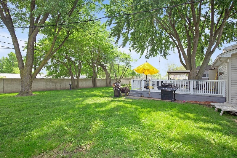 Building Photo - 40184 William Dr