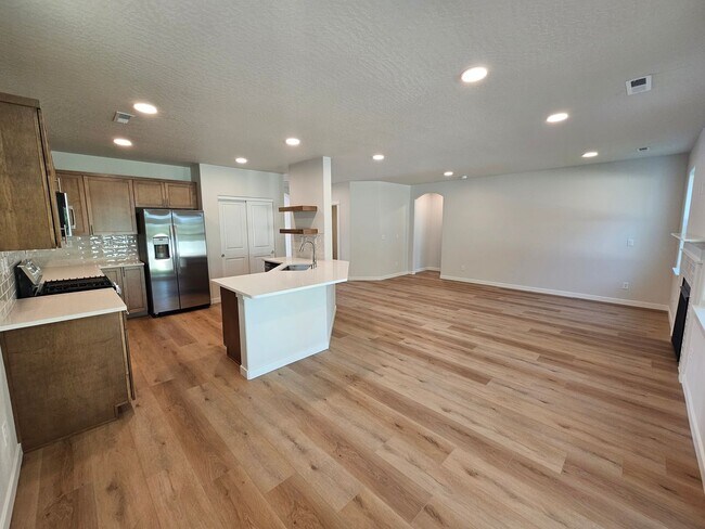 Building Photo - New Premiere Build! October Rent Free