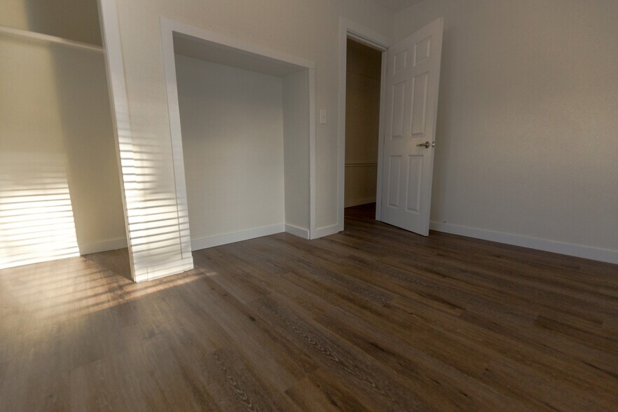 Building Photo - 14603 SE Arista Dr