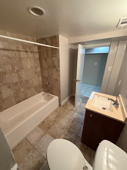 Building Photo - 1743 N Capitol St NE