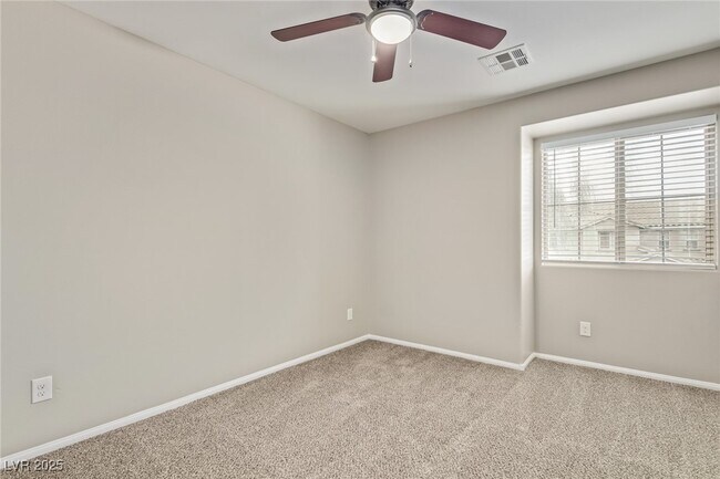 Building Photo - 6714 Boom Town Dr