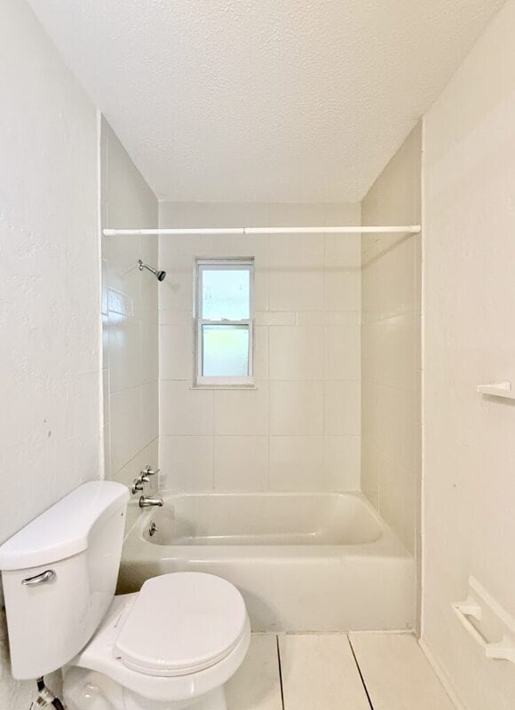 Building Photo - 603 64th Ave W