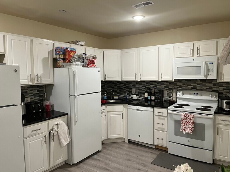 Building Photo - 1529 N 15th St