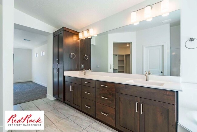 Building Photo - Come Live in the Desirable Sage Canyon Neighborhood!