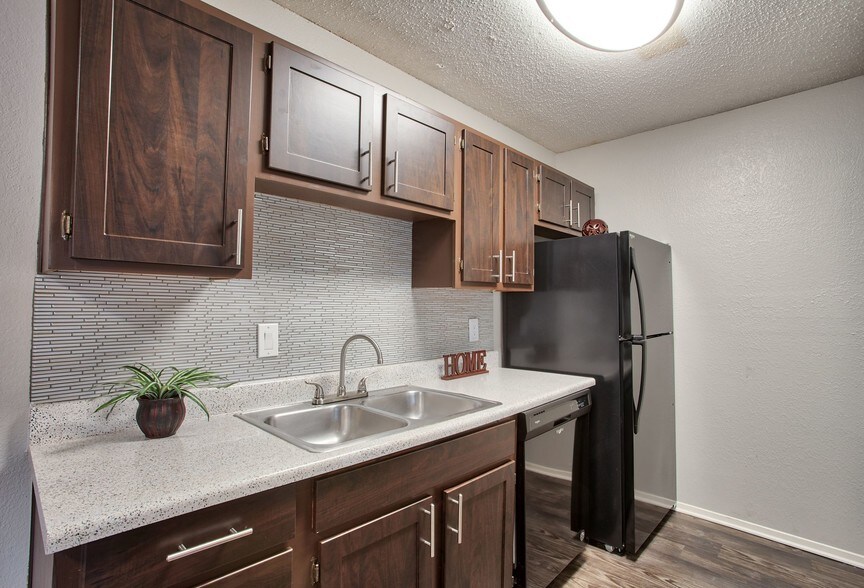 Arbors Of Burleson 355 NW Hillery St Burleson TX 76028 Apartment Finder