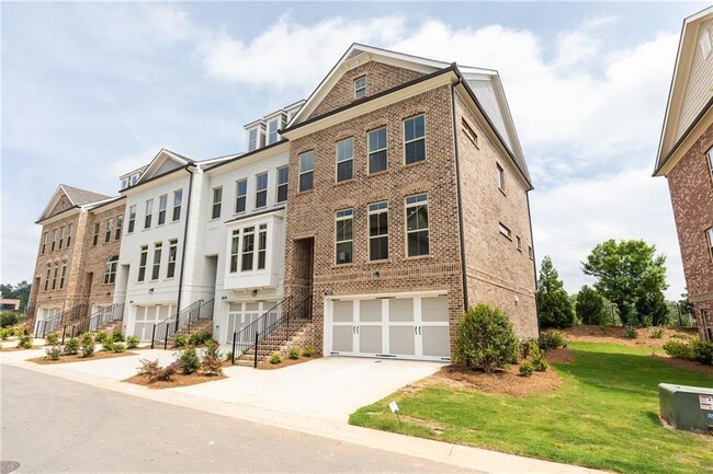 Building Photo - 7826 Laurel Crest Dr