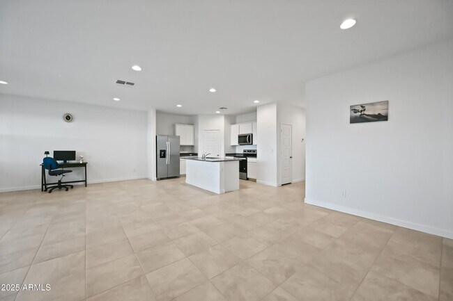 Building Photo - 38180 W Amalfi Ave
