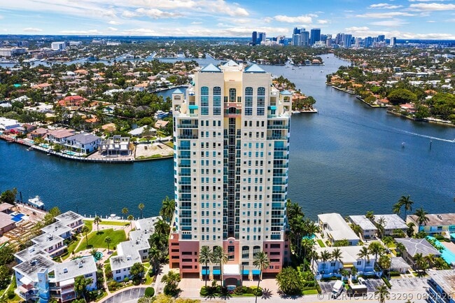 Building Photo - 3055 Harbor Dr