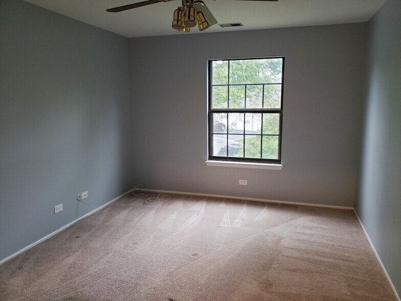 Building Photo - 1103 Wildberry Ct