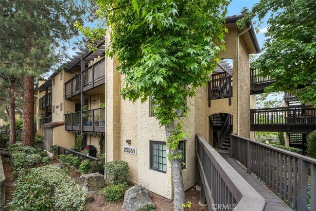 Building Photo - 25561 Indian Hill Ln