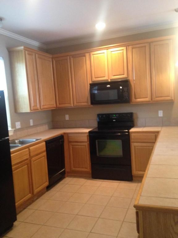 Building Photo - 2405 Brightside Dr