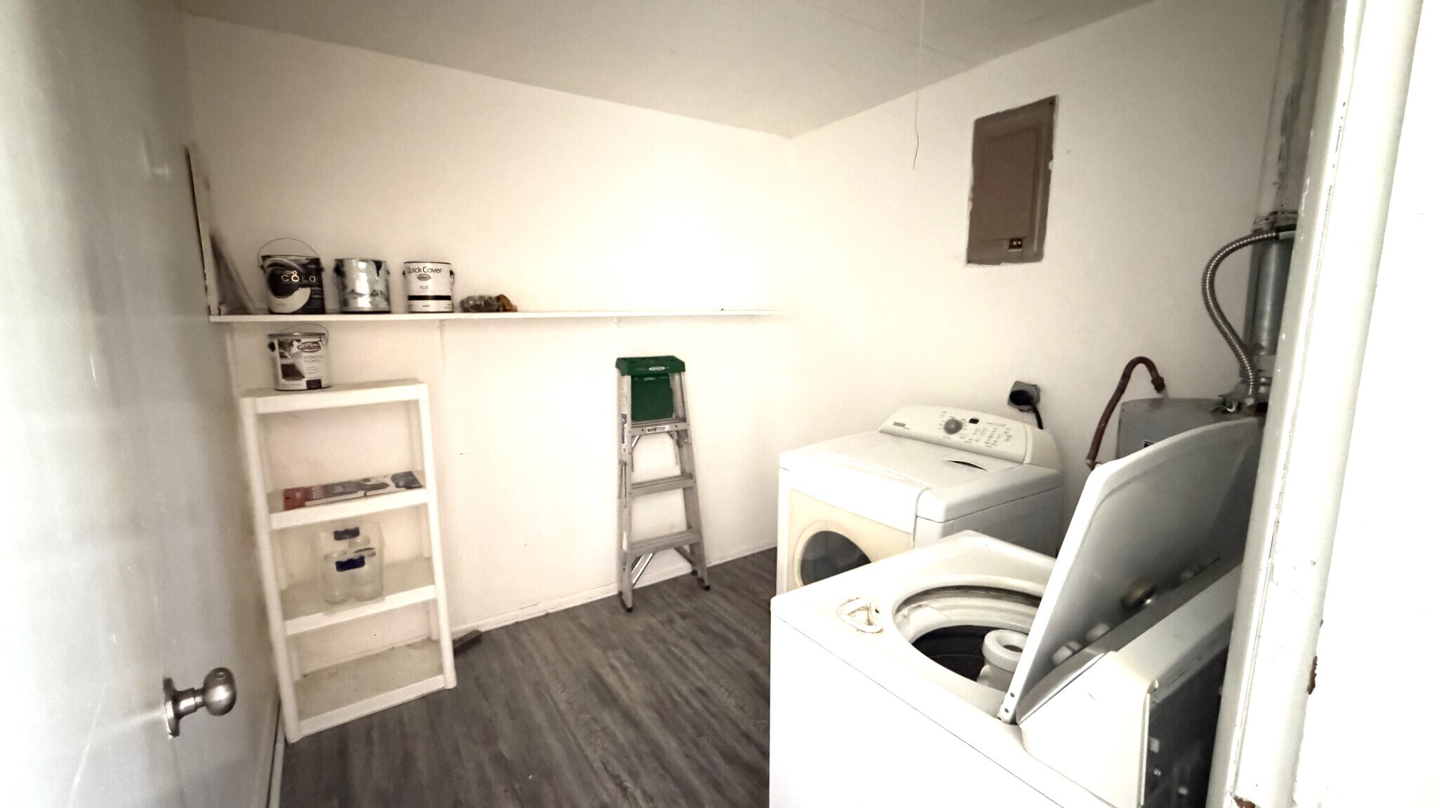 Utility Room - 420 Magnolia St