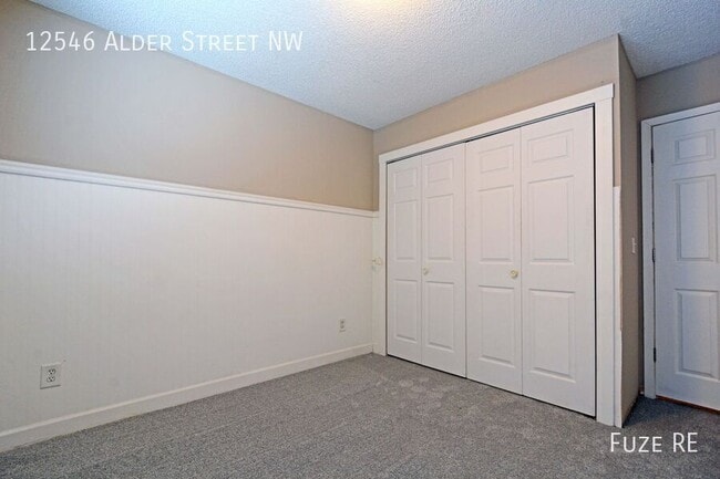 Building Photo - 12546 Alder St NW