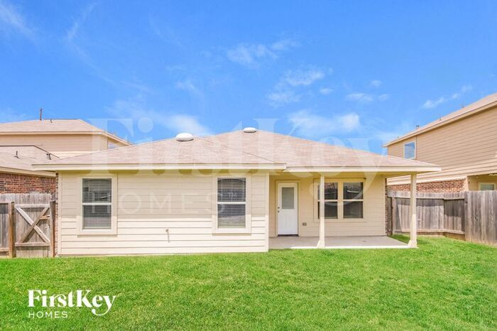 Building Photo - 9226 Chloe Dr