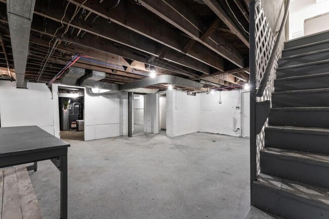 Building Photo - 5613 Jennings Station Rd