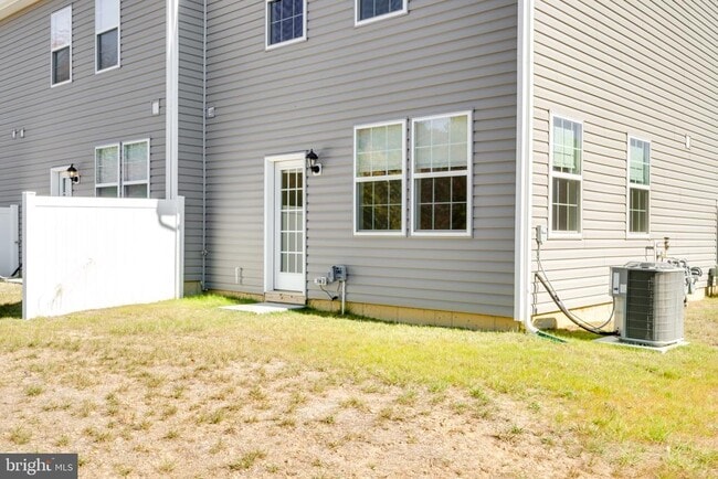 Building Photo - 69 Nelsons Wy