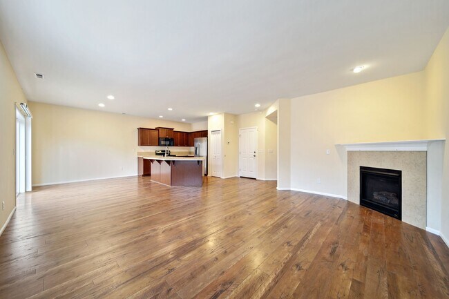 Building Photo - 3119 Harrier St NE