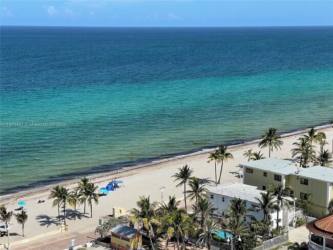 Building Photo - 3111 N Ocean Dr