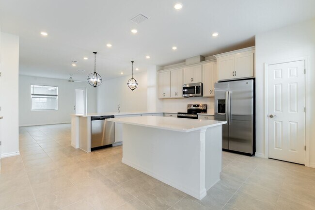 Building Photo - Brand New 3-Bed 2.5-Bath Town Home with La...
