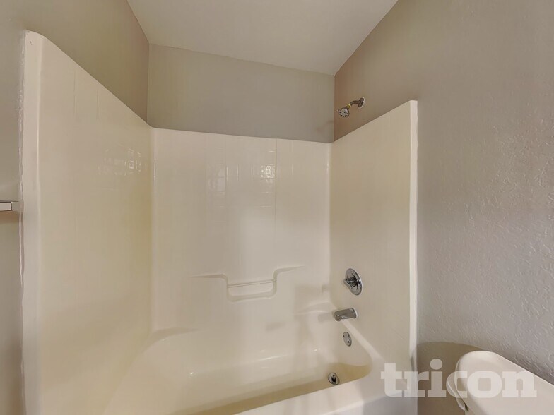 Building Photo - 10564 Noddy Tern Rd