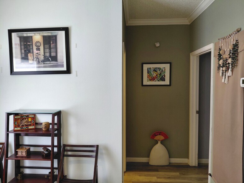 Building Photo - 12166 Metric Blvd