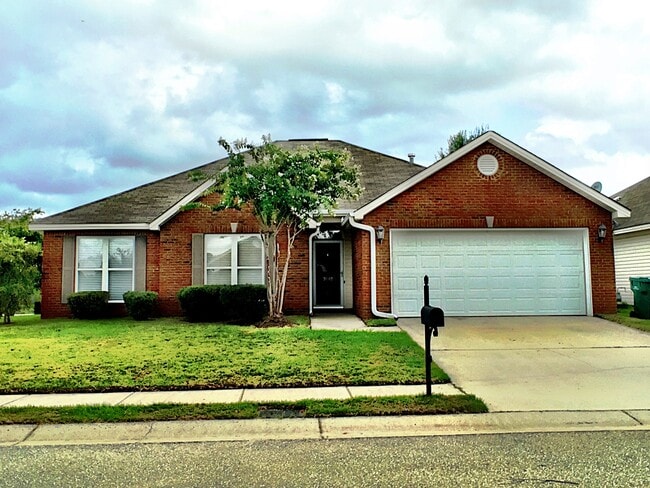 Primary Photo - 9840 Empress Blvd