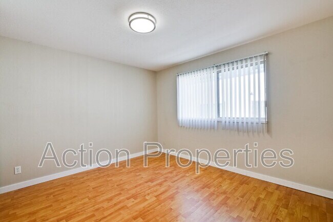 Building Photo - 255 S Rengstorff Ave